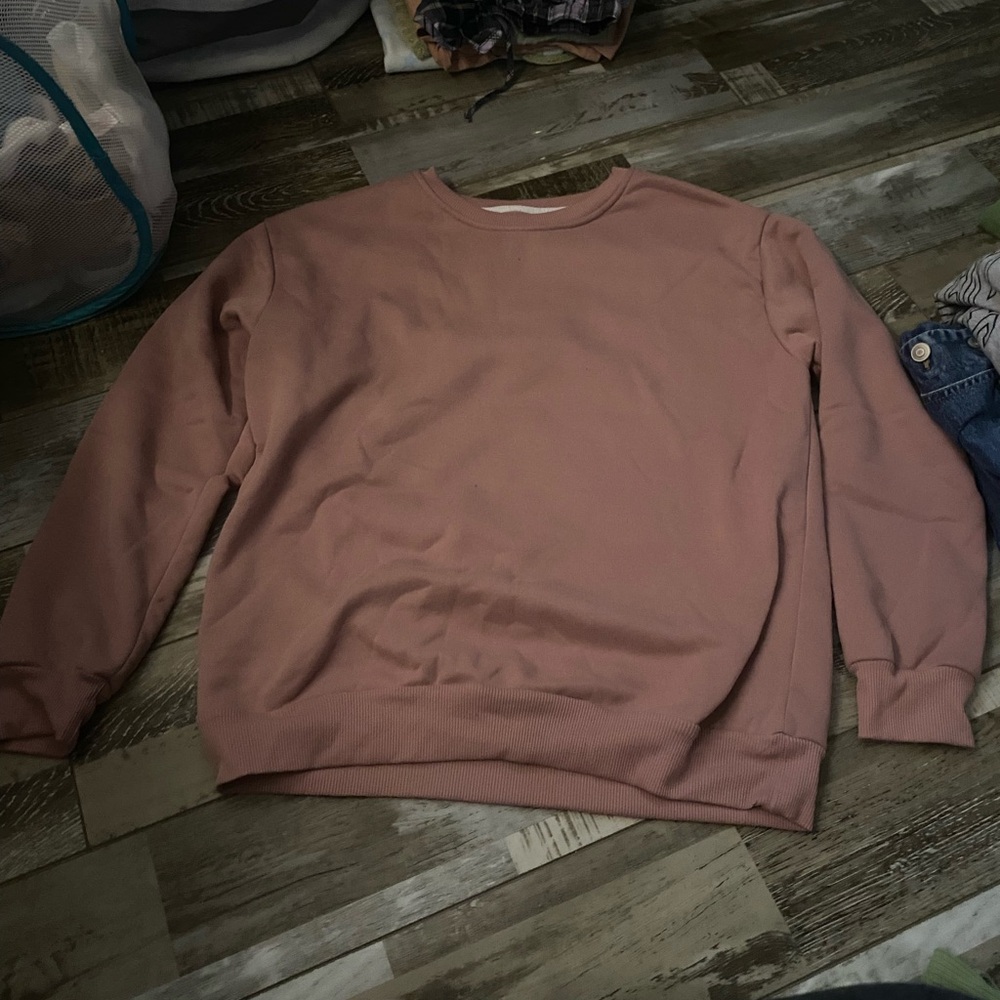Pink crewneck